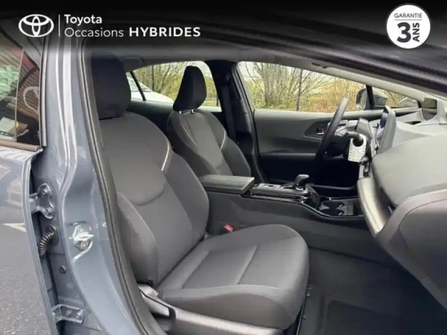 Toyota Prius rechargeable 2.0 hybride rechargeable 223ch design (sans toit panoramique) — photo 6