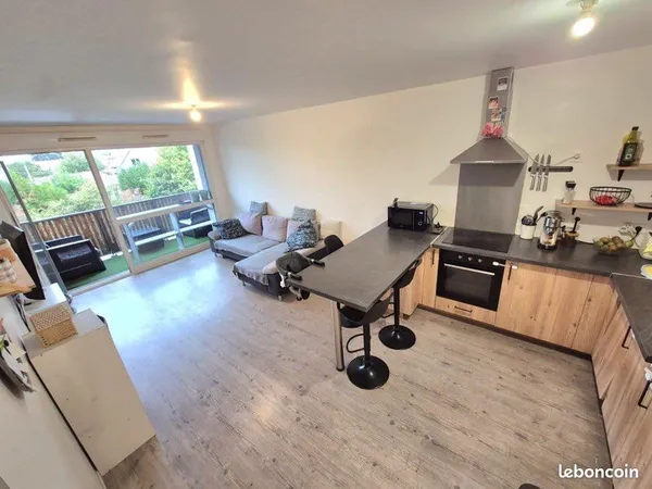 Appartement traversant T3 de 61 m² avec balcon et parking souterrain - Taverny
