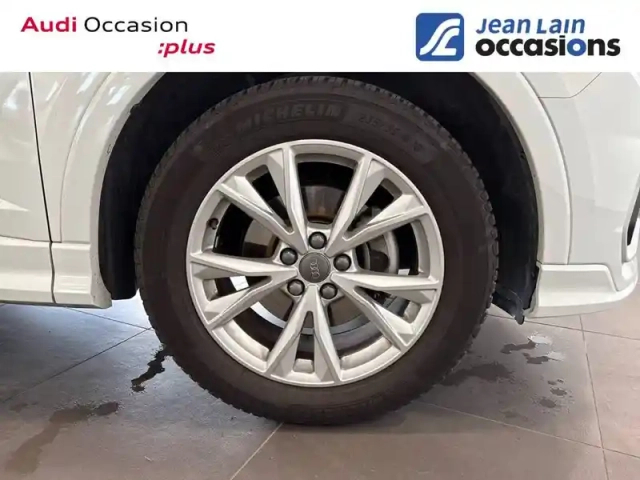 Audi Q3 sportback 35 tfsi 150 ch — photo 9