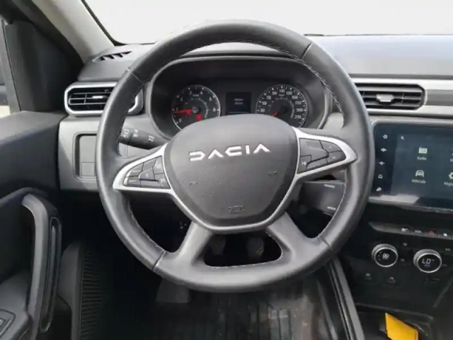 Dacia Duster 1.3 tce 130ch fap journey 4x2 — photo 30