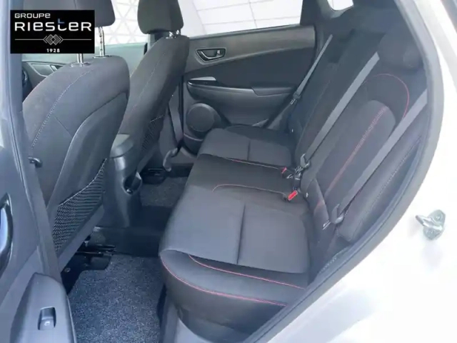 Hyundai Kona 1.0 t-gdi 120 hybrid 48v — photo 10