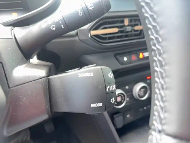Dacia Sandero eco-g 120 auto — photo 29