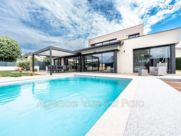 Maison 6 pièces 190 m²