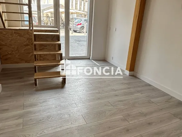 Baille lodi - local commercial / bureau refait a neuf