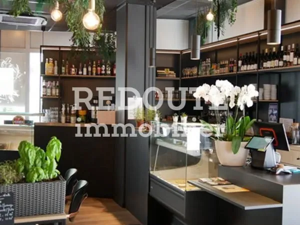 Fonds de commerce restaurant, bar 260 m²