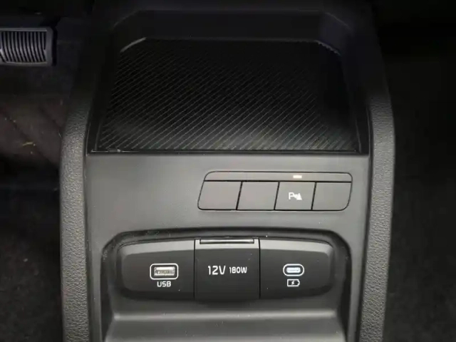 Kia Stonic 1.0 t-gdi 100 ch dct7 — photo 19