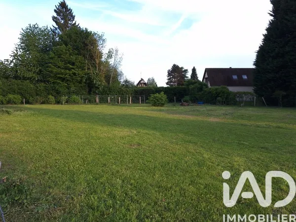 Terrain 2392 m²