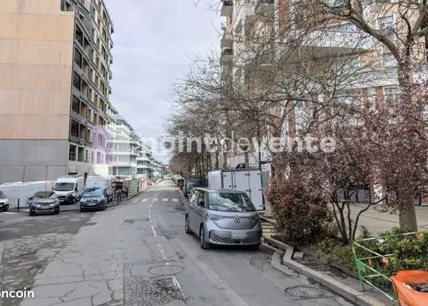 Local commercial 80 m²