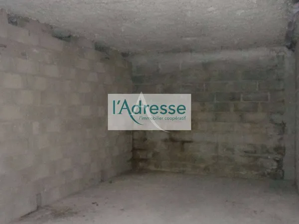 Parking 12 m²