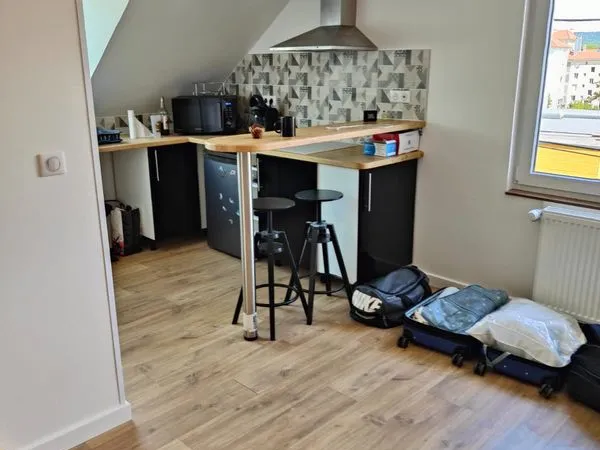 T2 duplex quartier montrapon
