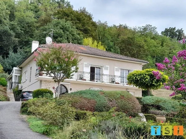 Maison 9 pièces 224 m²