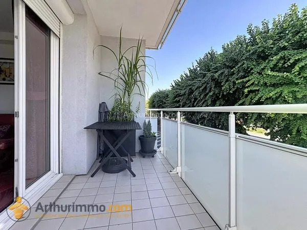 Reims - Pasteur Appartement 6 pièces garage balcon