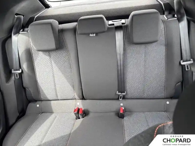 Peugeot 2008 hybrid 110 e-dcs6 — photo 19