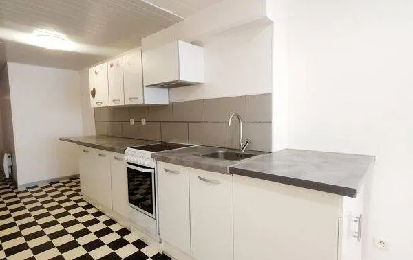 Immeuble 180 m²