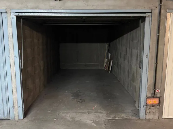 Parking 13 m²