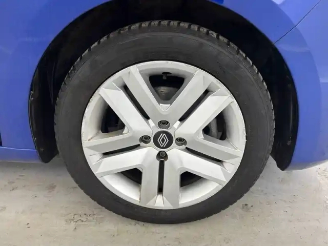 Renault Clio blue dci 100 ch gsr2 — photo 39