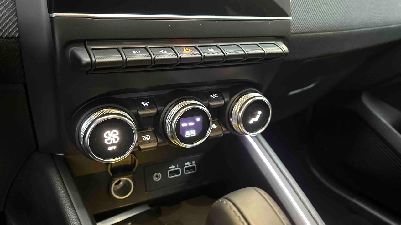 Renault Clio E-Tech full hybrid 145 ch GSR2 — photo 17