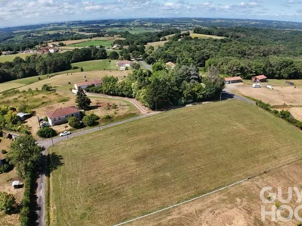 Terrain 7530 m²