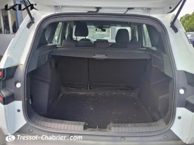 Dacia Bigster mild hybrid 140 essential — photo 8