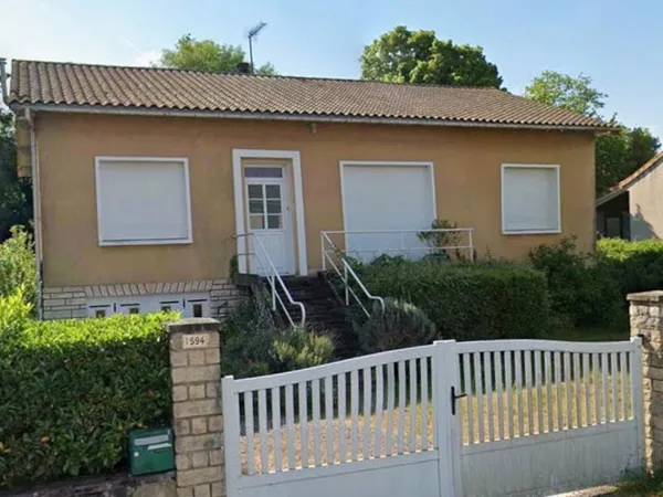 Maison 3 chambres avec terrain clos de 1 484 m² - Nieuil (16270)