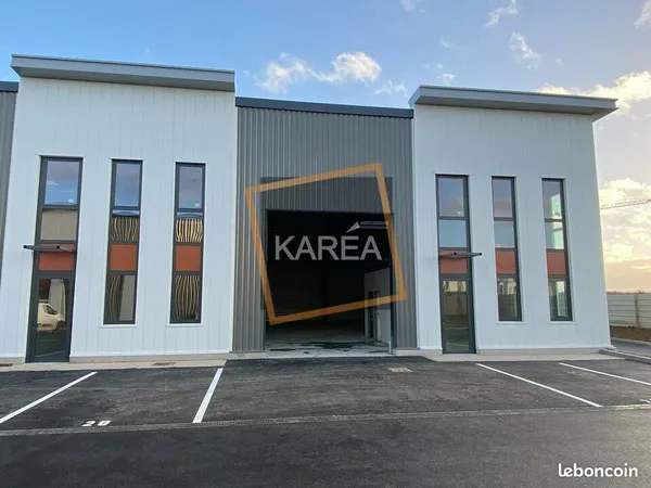 LOCAL D'ACTIVITE 232 m² BAILLY ROMAINVILLIERS