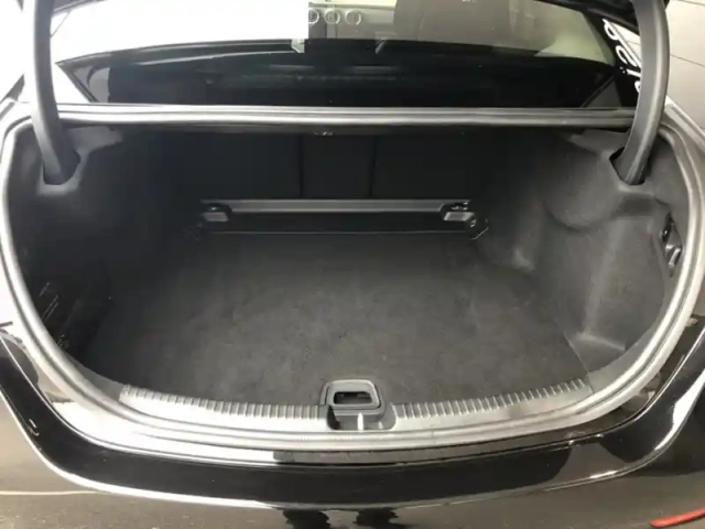 Mercedes Classe C 220 d berline amg lin — photo 32