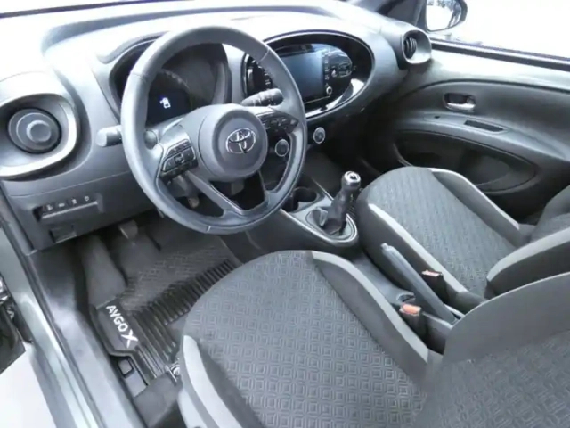 Toyota Aygo 1.0 vvt-i 72 design — photo 12