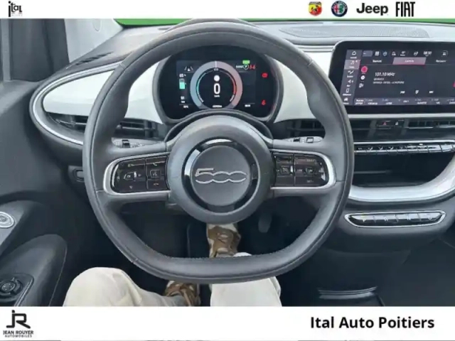 Fiat 500 icône berline 23,8 kwh — photo 8