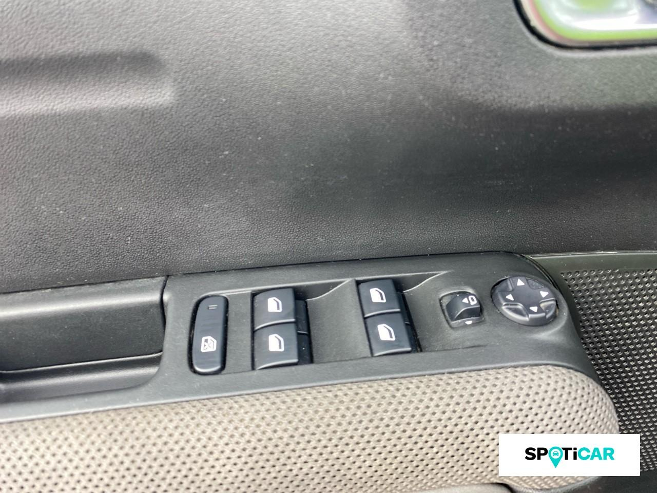 Citroën C3 Aircross puretech 130ch s&s shine e6.d-temp — photo 19