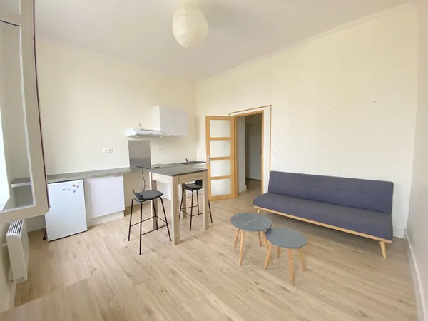 Studio 1 pièce 27 m²