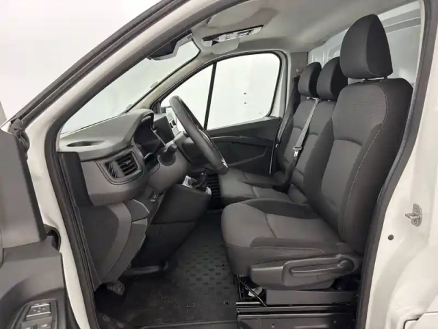 Renault Trafic fgn l1h1 2800 kg blue dci 110 — photo 18