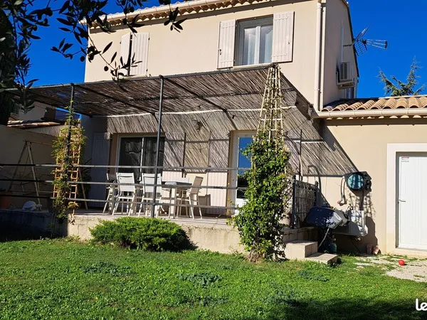 Villa 4 pièces 85 m²