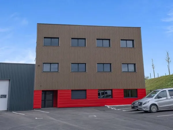 Bureaux 125 m²