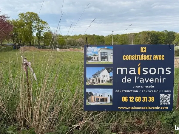 Terrain 701 m² Saint Pierre De Plesguen