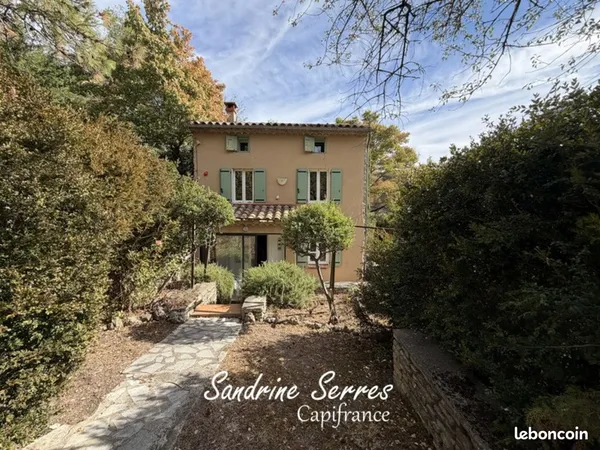 Maison 3 pièces 74 m²