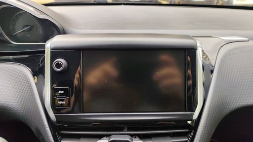 Peugeot 2008 1.2 PureTech 130 EAT6 - GT Line – 2019 – 48133 km – Essence – Boîte Automatique — photo 29