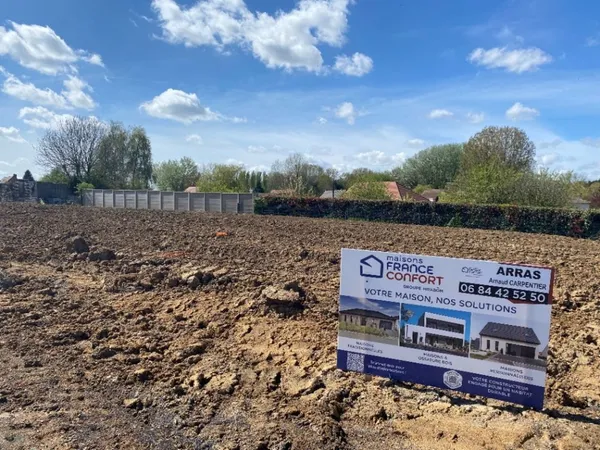 Terrain 603 m²