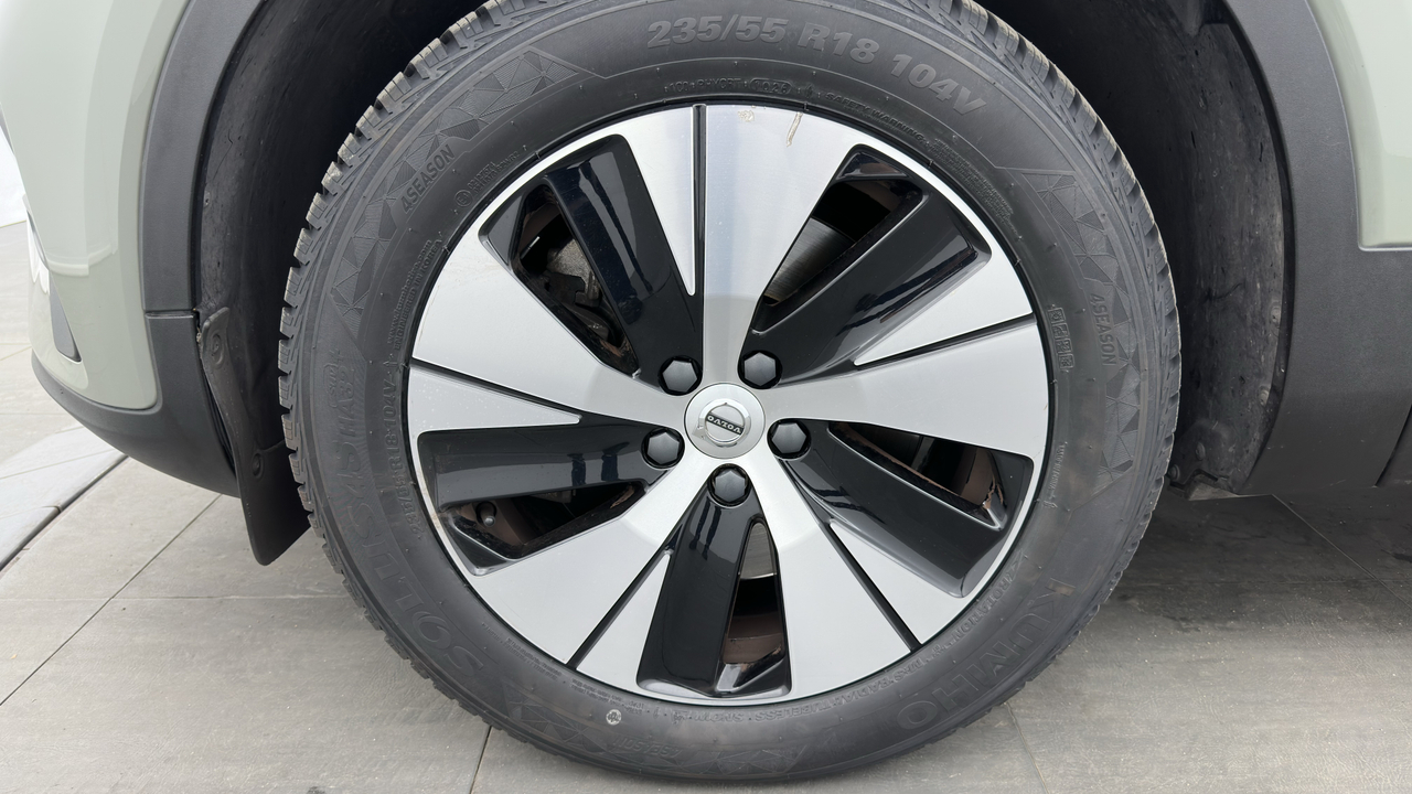 Volvo XC40 T4 Recharge 129+82 ch DCT7 — photo 9
