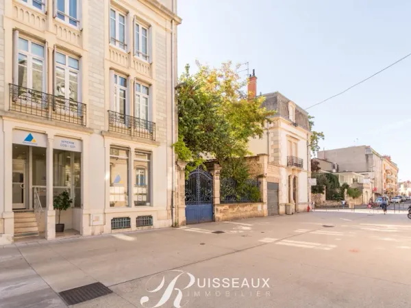Appartement 3 pièces 138 m²