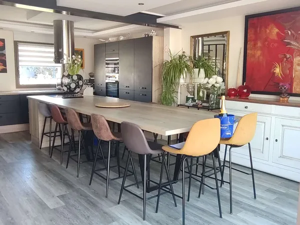Maison 5 pièces 136 m²