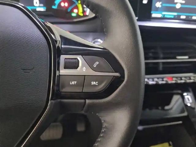 Peugeot 208 electrique 50 kwh 136ch — photo 77