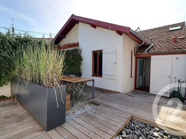 Maison 3 pièces 90 m²