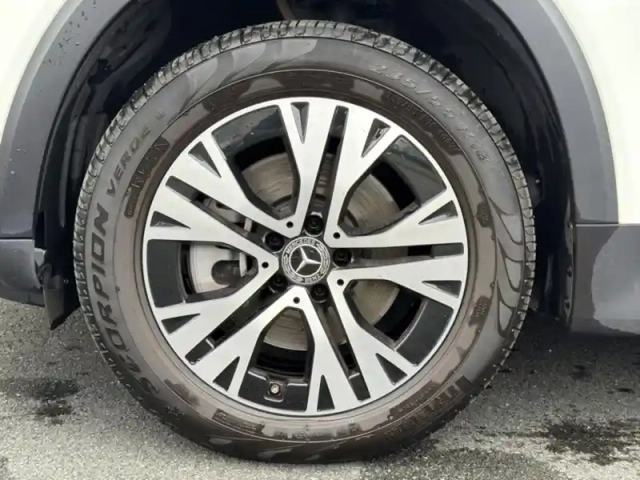 Mercedes Glb 200 d progressive line — photo 6