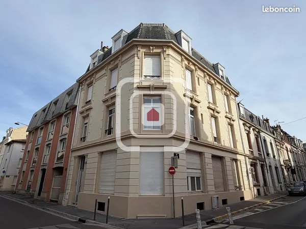 Studio 1 pièce 21 m²