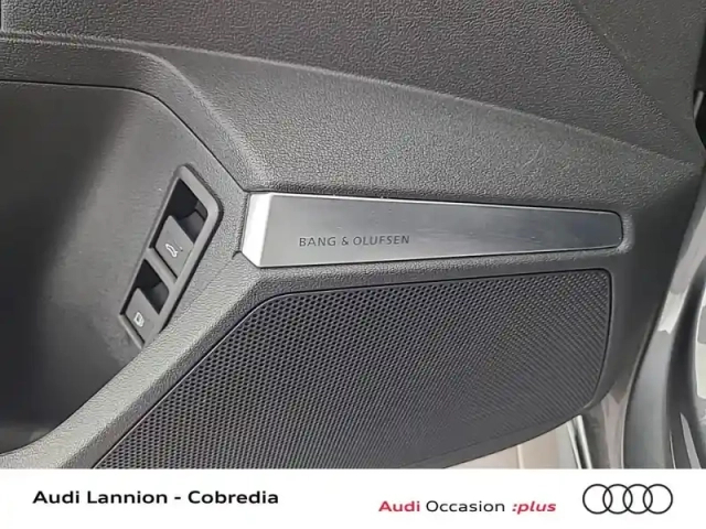 Audi A3 sportback 40 tfsi e 204ch phev s line s tronic 6 — photo 11