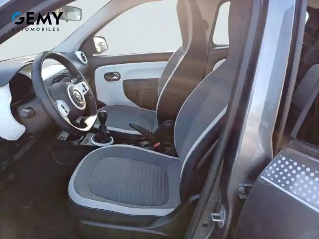 Renault Twingo iii sce 65 - 21 — photo 9