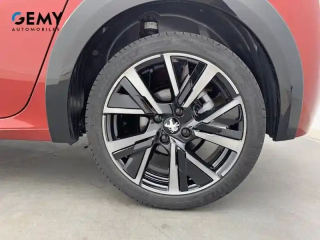 Peugeot 208 puretech 100 s&amp;s bvm6 — photo 11