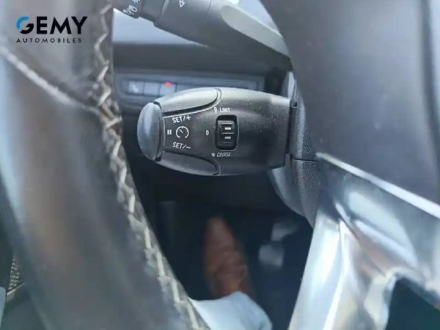 Peugeot 208 puretech 110ch s&amp;s bvm6 — photo 50