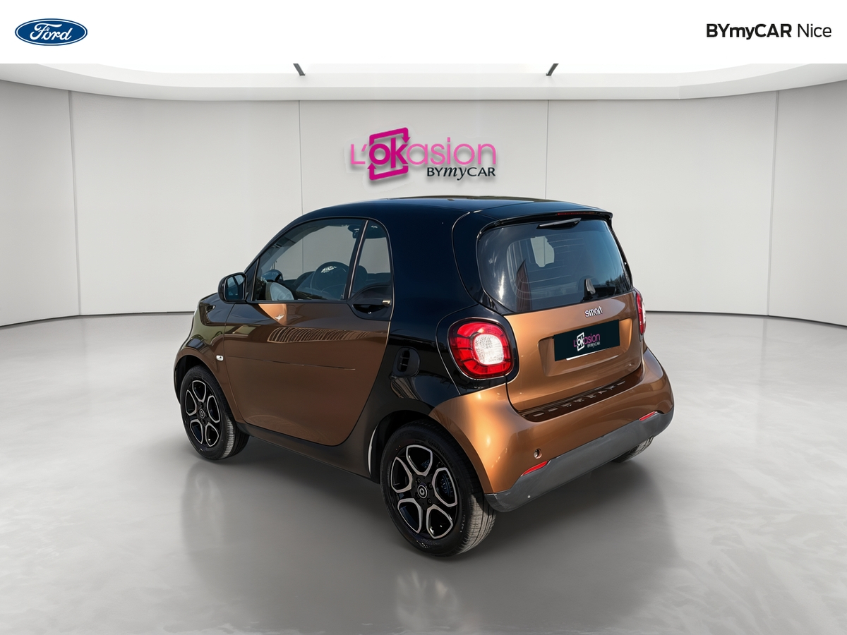Smart Fortwo Coupé 0.9 90 ch S&amp;S BA6 — photo 3