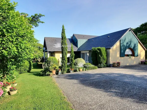 Maison 6 pièces 183 m²